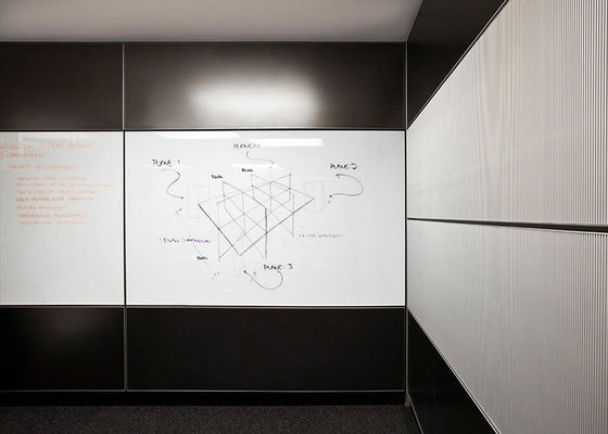 3mm Ketebalan Aluminium Frame Solid Semua Baja Kantor Partisi Tembok Untuk Ruang Komersial Dimensi Disesuaikan Perlindungan Api