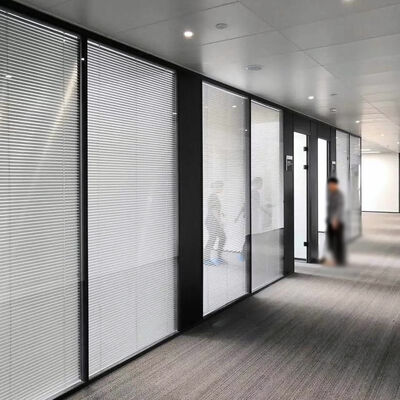 High-end Soundproof Aluminium Frame Office Partition Glass Wall Space Room Divider dengan blinds